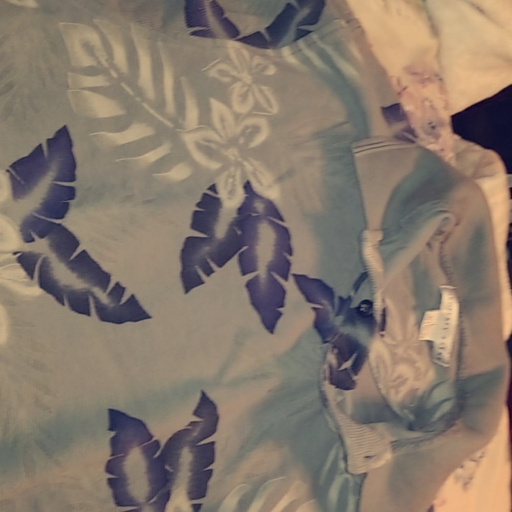 Hawaiian dad shirt